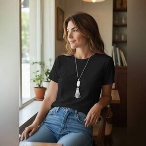 Kendra Scott Eva long tassel white mother of pearl necklace pendant